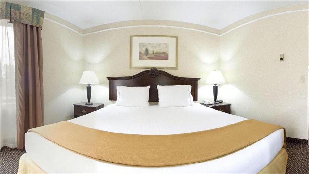 Candlewood Suites Grand Rapids Airport By Ihg Cascade Esterno foto