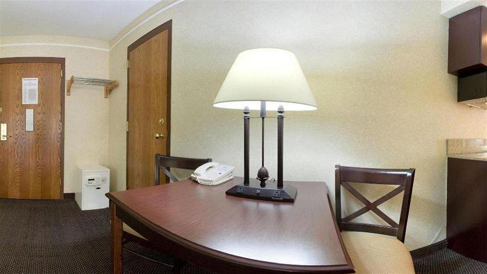 Candlewood Suites Grand Rapids Airport By Ihg Cascade Esterno foto