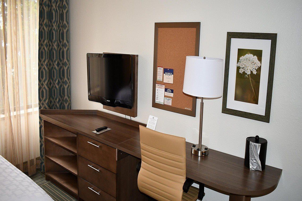 Candlewood Suites Grand Rapids Airport By Ihg Cascade Esterno foto