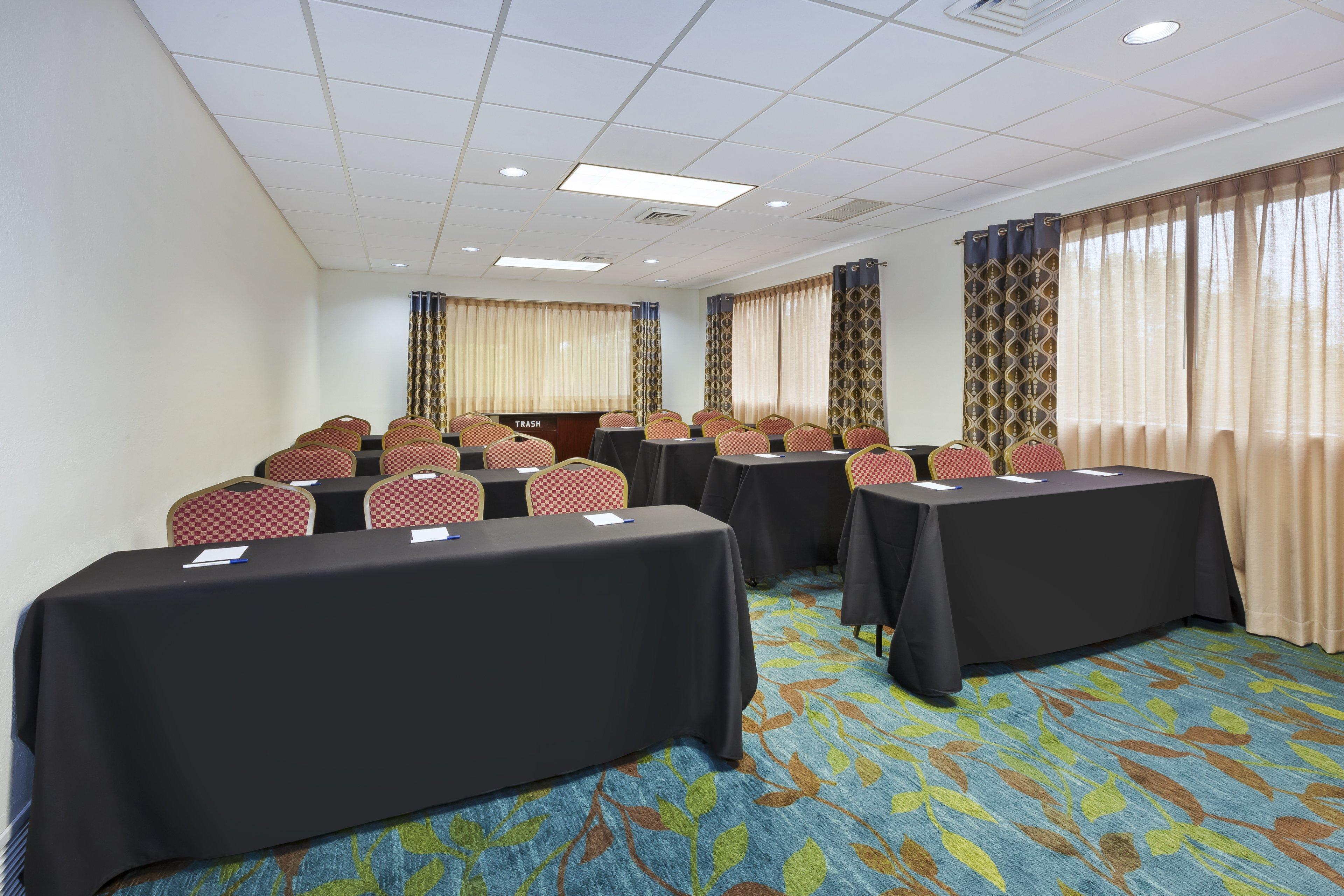 Candlewood Suites Grand Rapids Airport By Ihg Cascade Esterno foto
