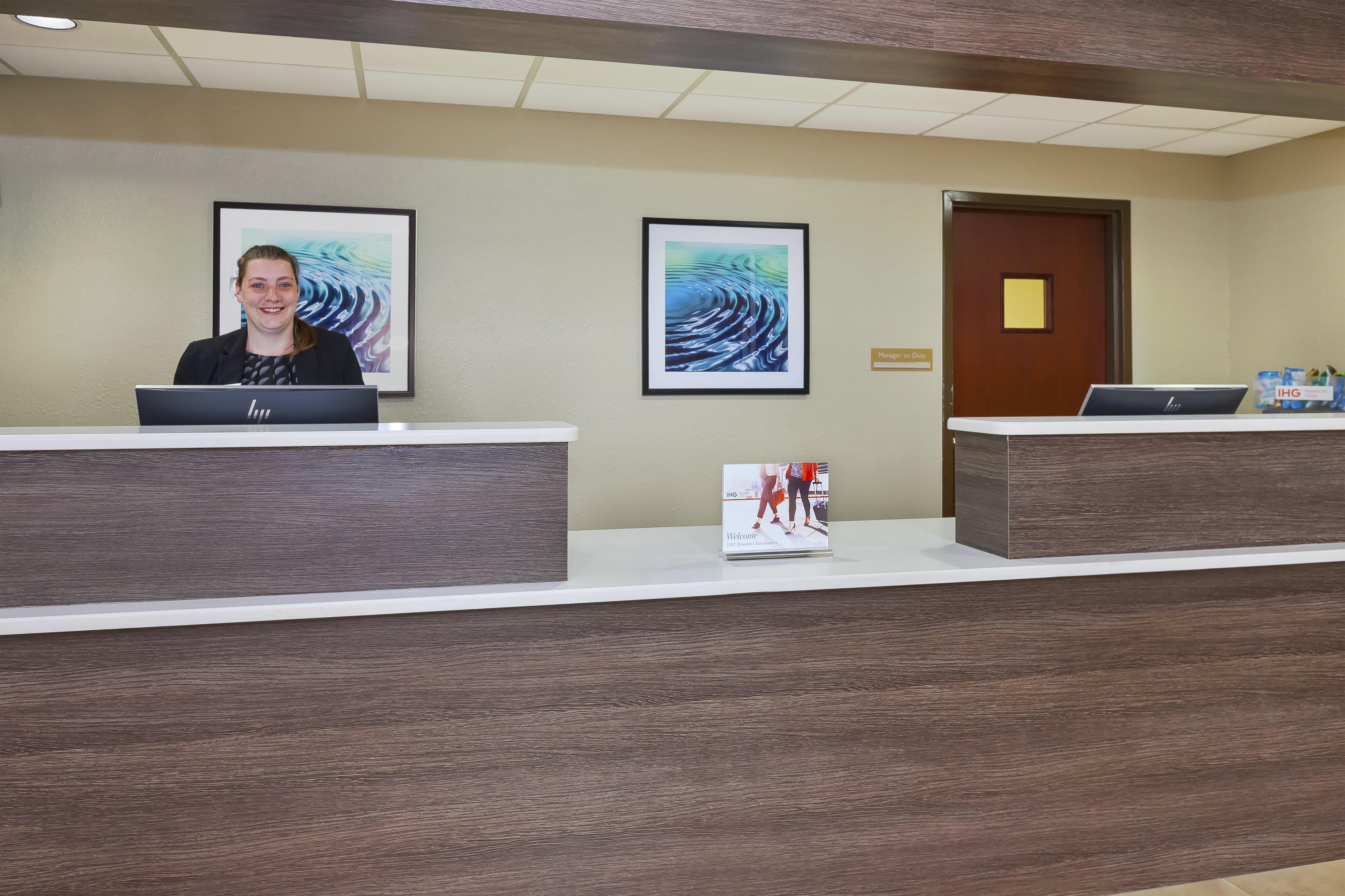 Candlewood Suites Grand Rapids Airport By Ihg Cascade Esterno foto