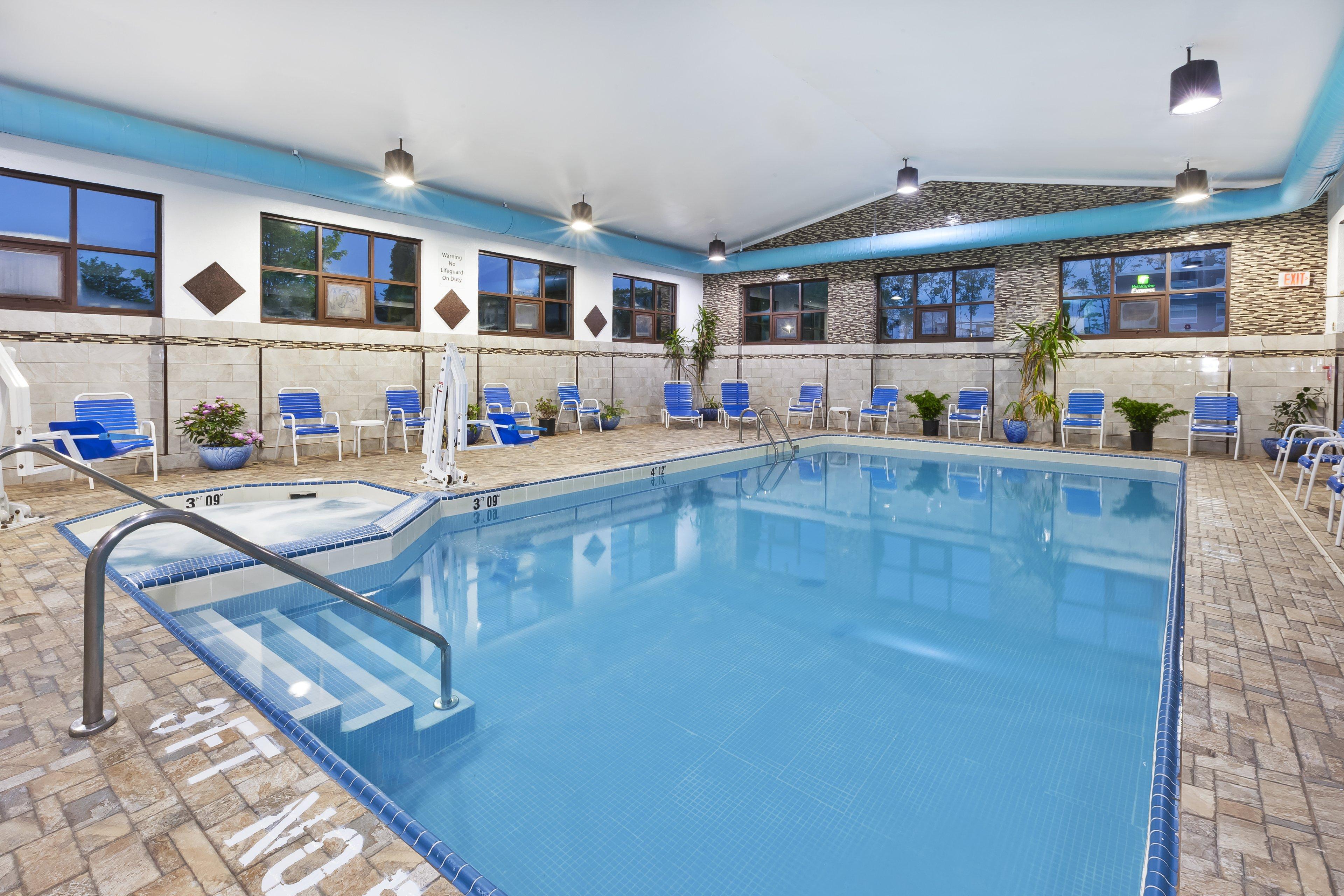 Candlewood Suites Grand Rapids Airport By Ihg Cascade Esterno foto